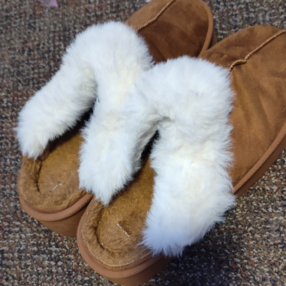 Target Women's Brown Slippers with White Faux Fur